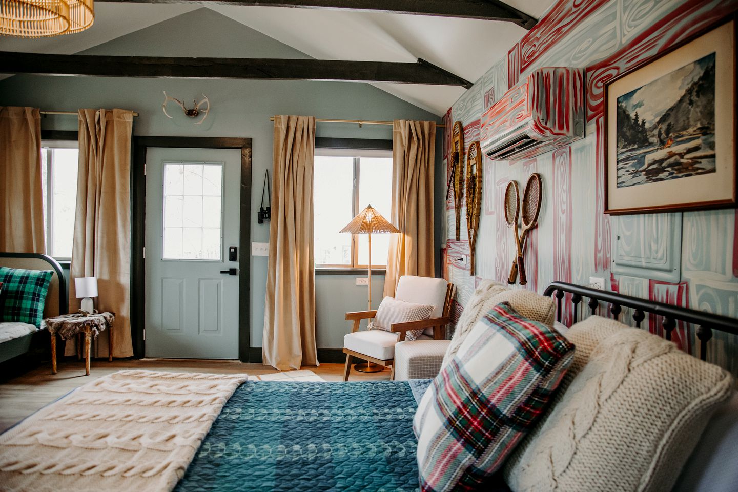 Cozy Cabin: Glamping for the Ultimate Adventurers in Tracy City, TN