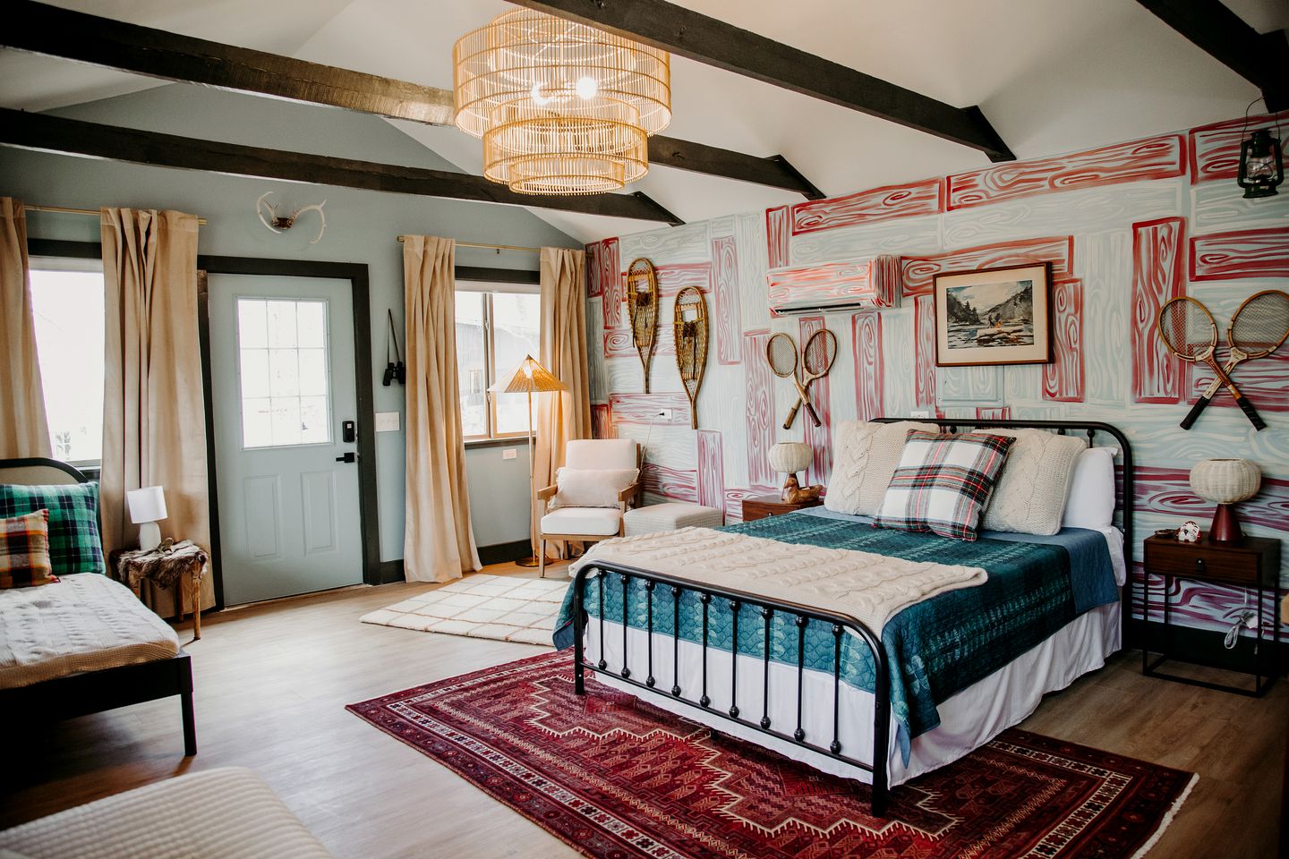 Cozy Cabin: Glamping for the Ultimate Adventurers in Tracy City, TN