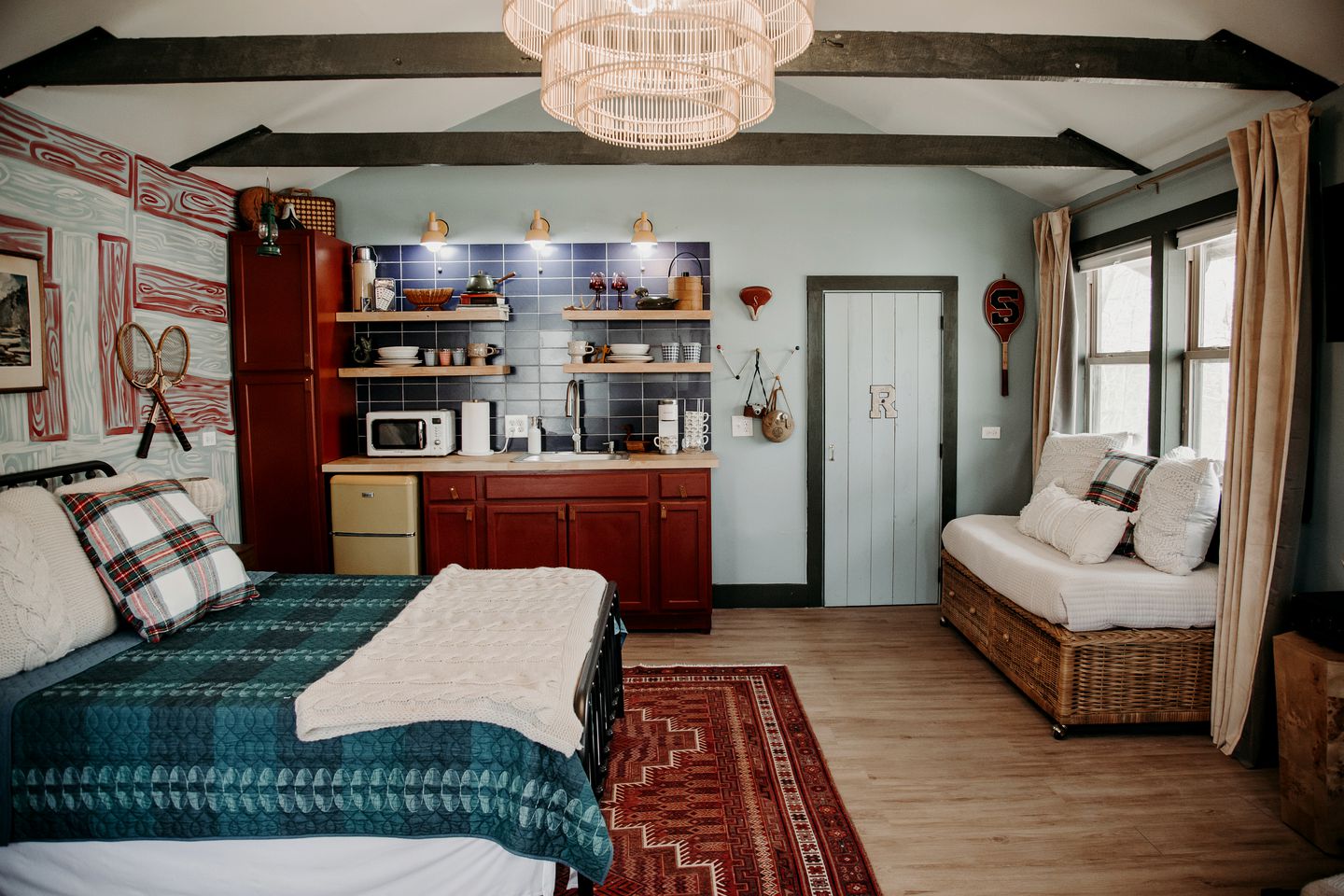 Cozy Cabin: Glamping for the Ultimate Adventurers in Tracy City, TN