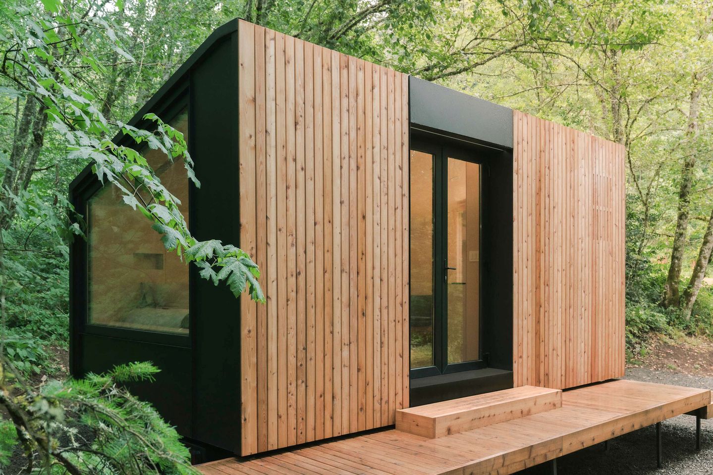 Peaceful Forest Hideout Cabin with Minimalist Design near Cape Horn in Washougal, WA