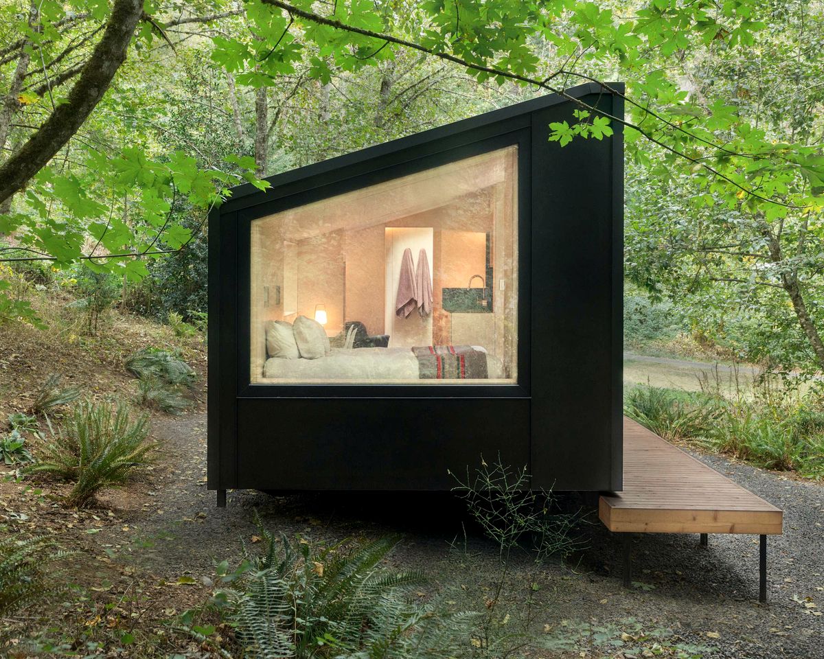 Peaceful Forest Hideout Cabin with Minimalist Design near Cape Horn in Washougal, WA