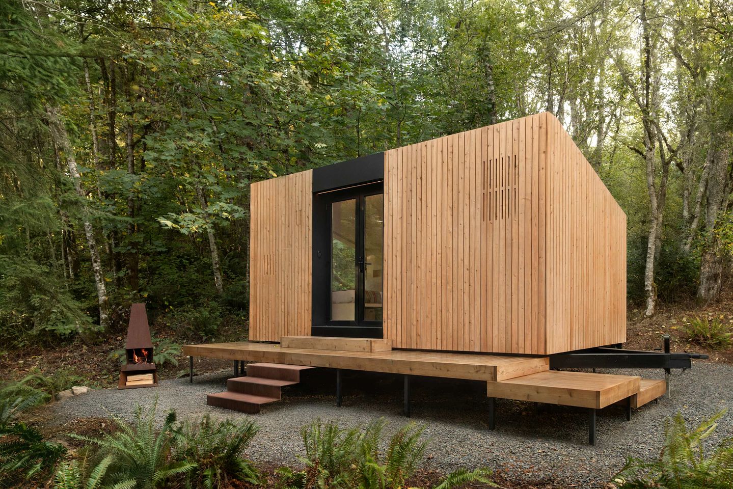 Peaceful Forest Hideout Cabin with Minimalist Design near Cape Horn in Washougal, WA