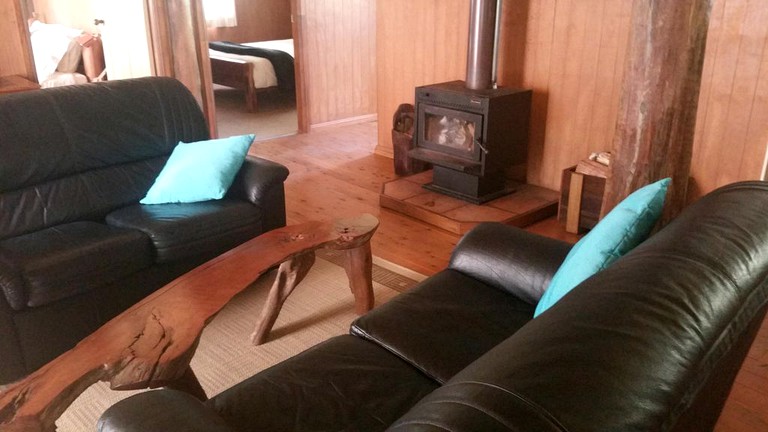 Cabins (Gloucester, New South Wales, Australia)