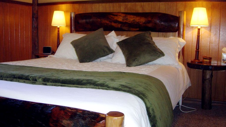 Cabins (Gloucester, New South Wales, Australia)