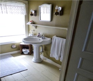 Cozy Accommodation with Mountain Views in Olmstedville, New York photo 2