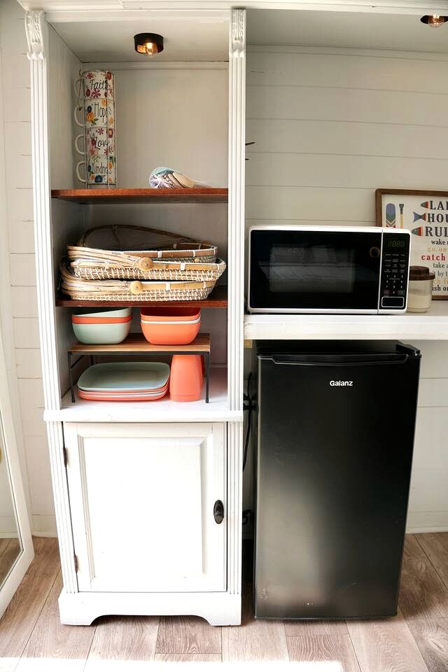 Sweet Tiny House Perfect for a Romantic Retreat in Alabama
