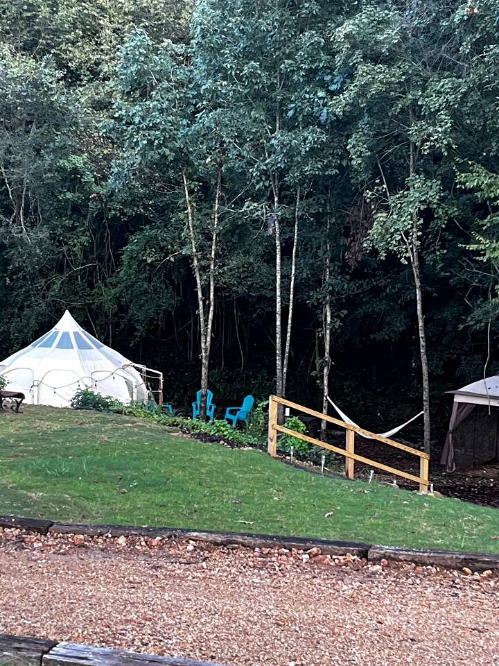 Picturesque Bell Tent with Fire Pit and Picnic Area in Alabama