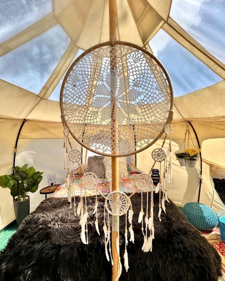 Picturesque Bell Tent with Fire Pit and Picnic Area in Alabama