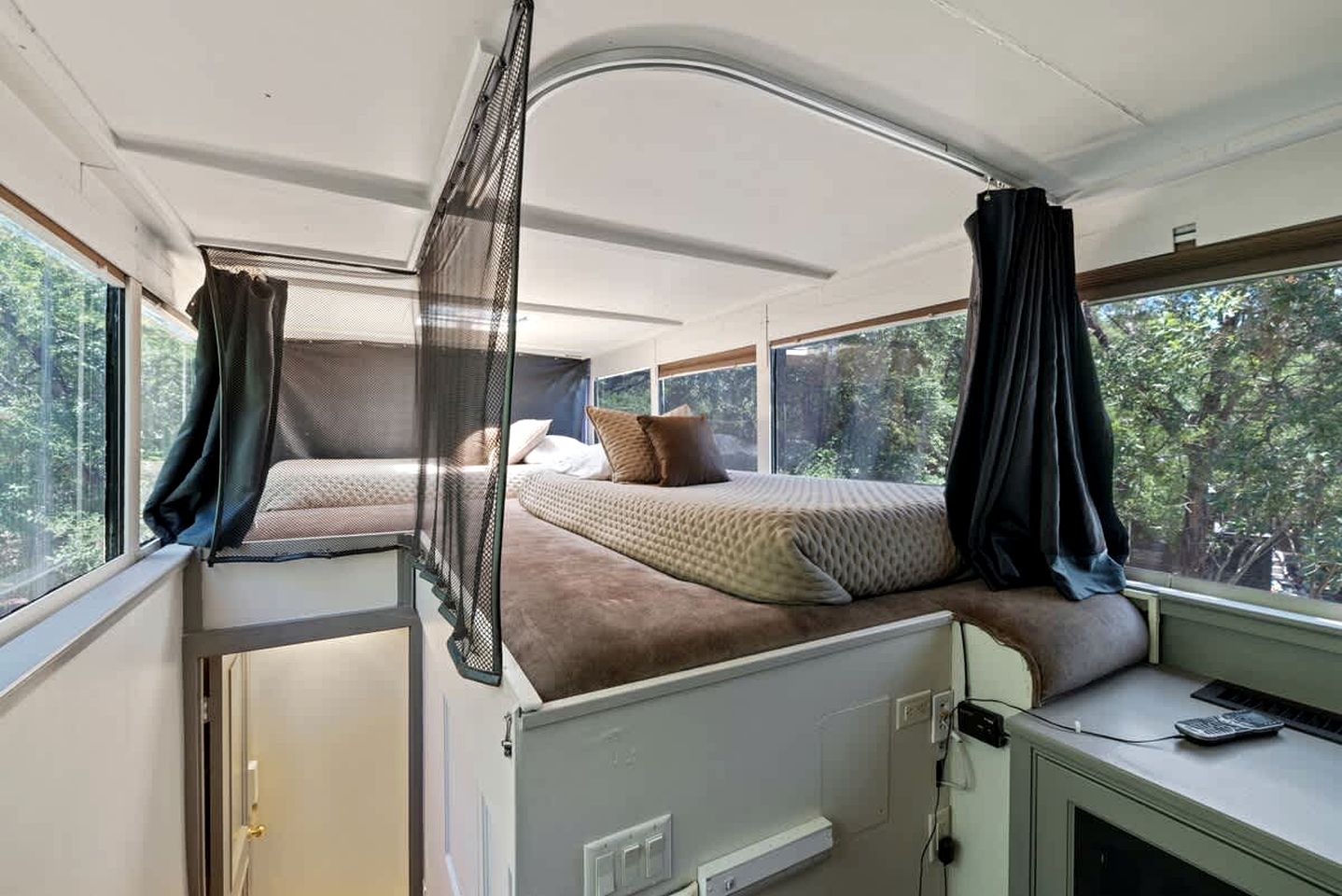 Vibrant Luxury Villa Oasis near Lake Walter E. Long in Texas