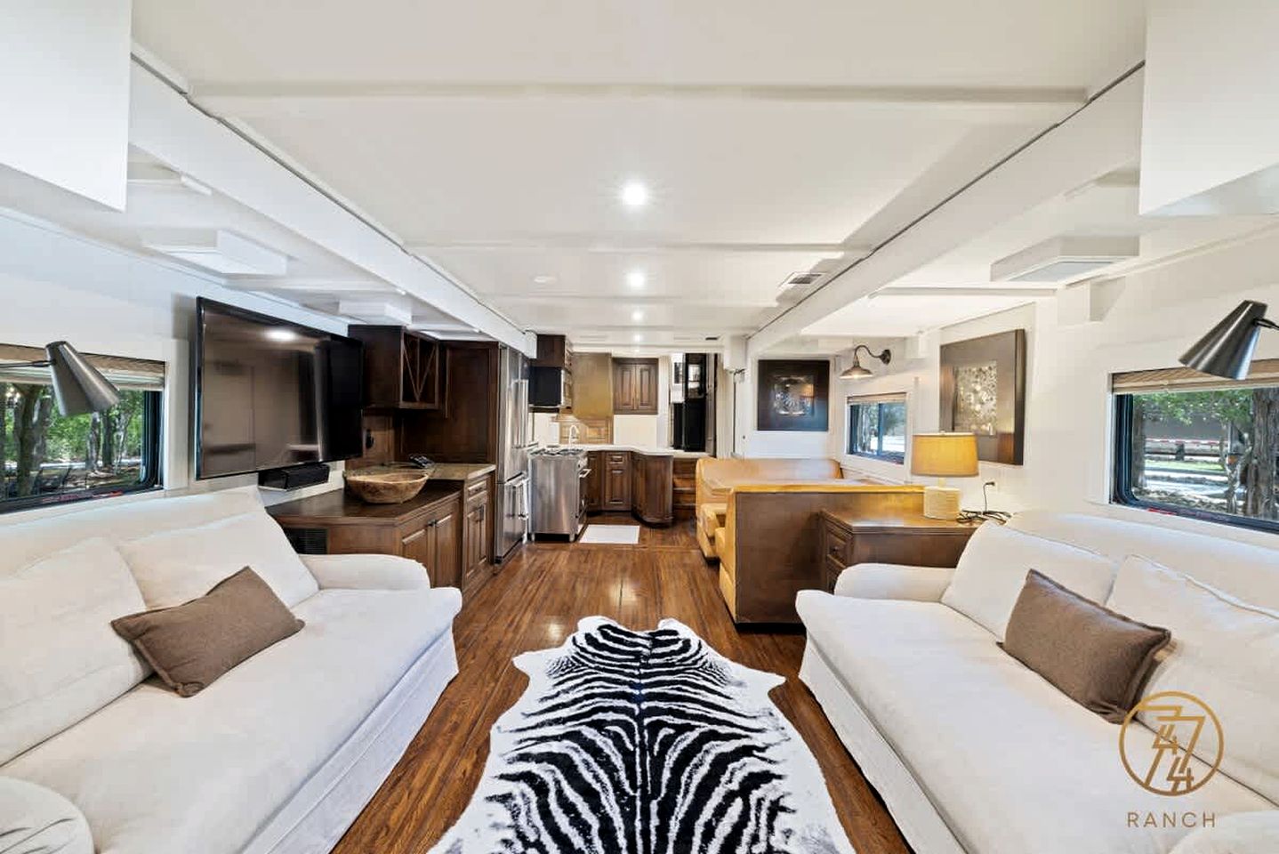 Vibrant Luxury Villa Oasis near Lake Walter E. Long in Texas