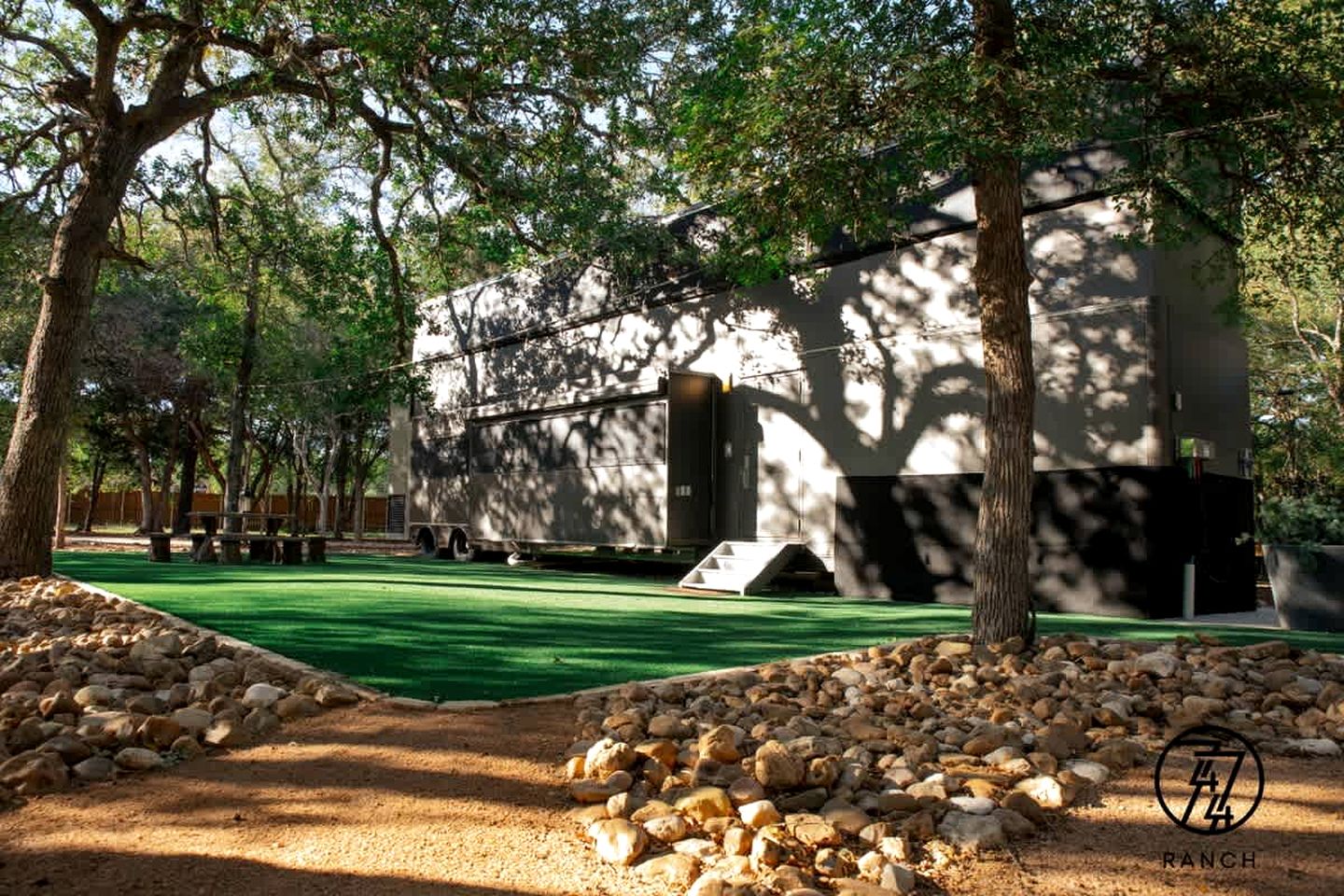 Vibrant Luxury Villa Oasis near Lake Walter E. Long in Texas