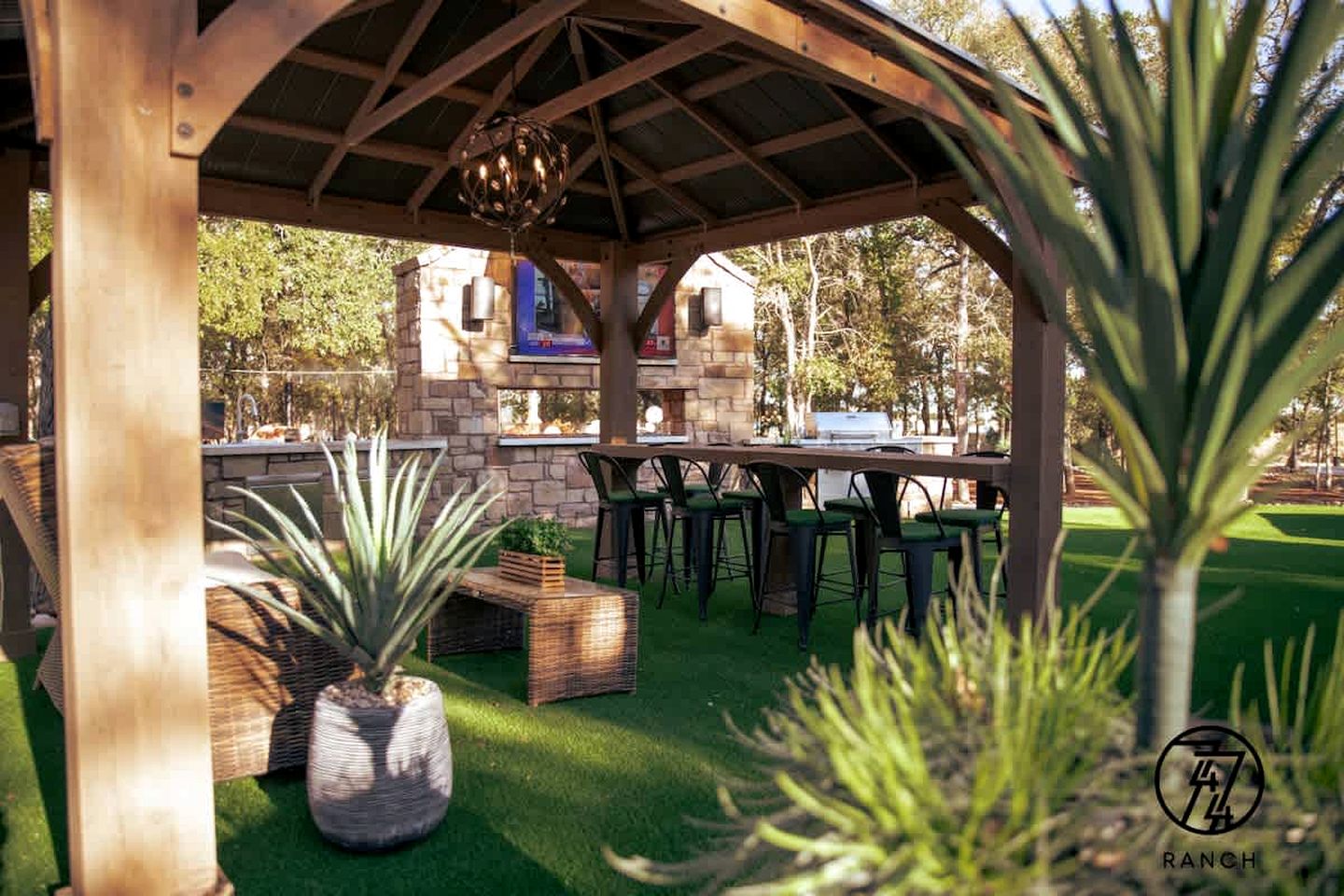 Vibrant Luxury Villa Oasis near Lake Walter E. Long in Texas