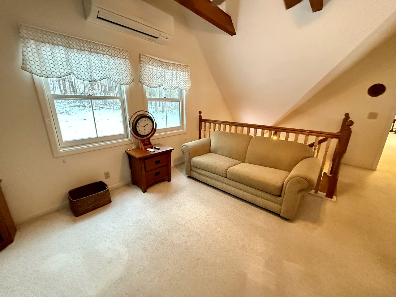 Fantastic Cottage with Fire Pit in Sunderland, Vermont