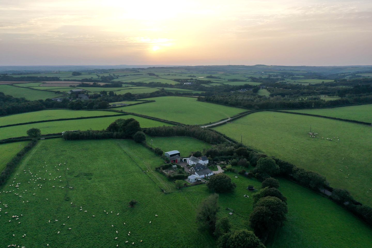 Incredible Secluded Cottage with Hot-tub in Umberleigh, England