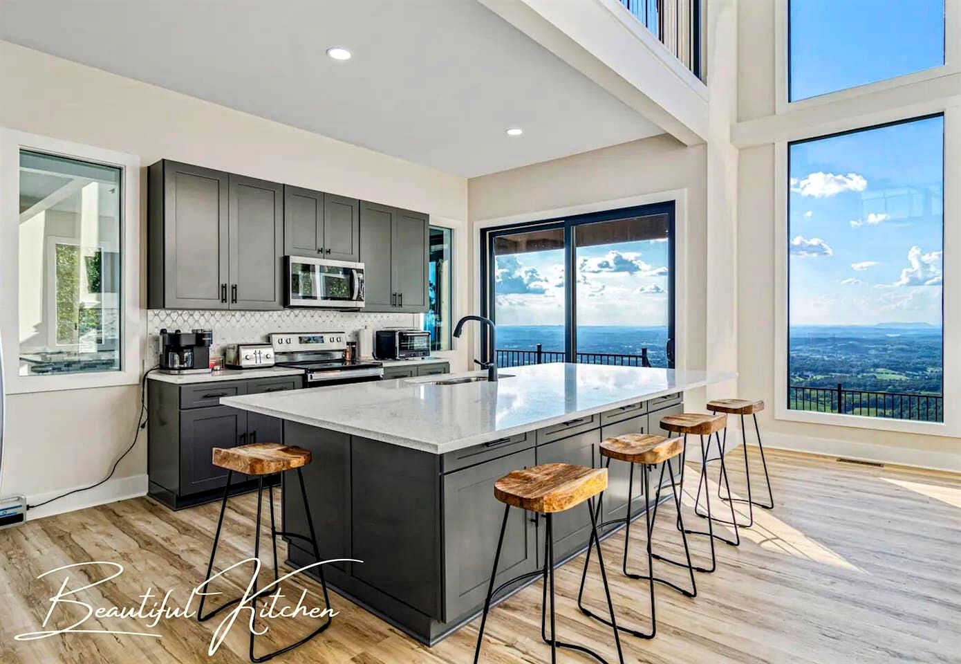 Luxurious Mountain Retreat with Heated Indoor Pool near Gatlinburg in Sevierville, Tennessee
