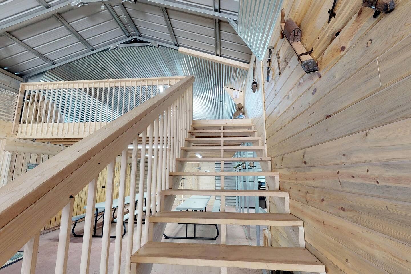 Amazing Barn with Barbecue in Monticello, Utah