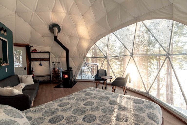 Domes (Canada, Saint Croix Parish, New Brunswick)