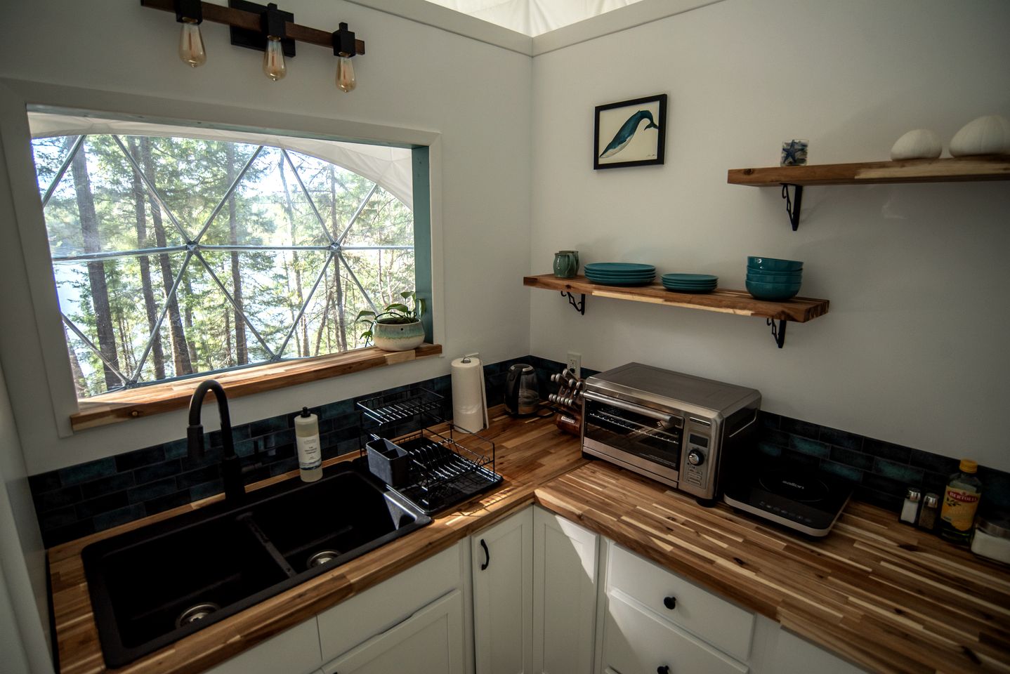 Spectacular Dome with Impressive Outdoor Deck in New Brunswick