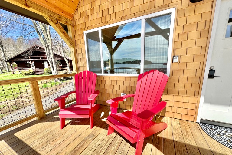 Cabins (United States of America, Burnham, Maine)
