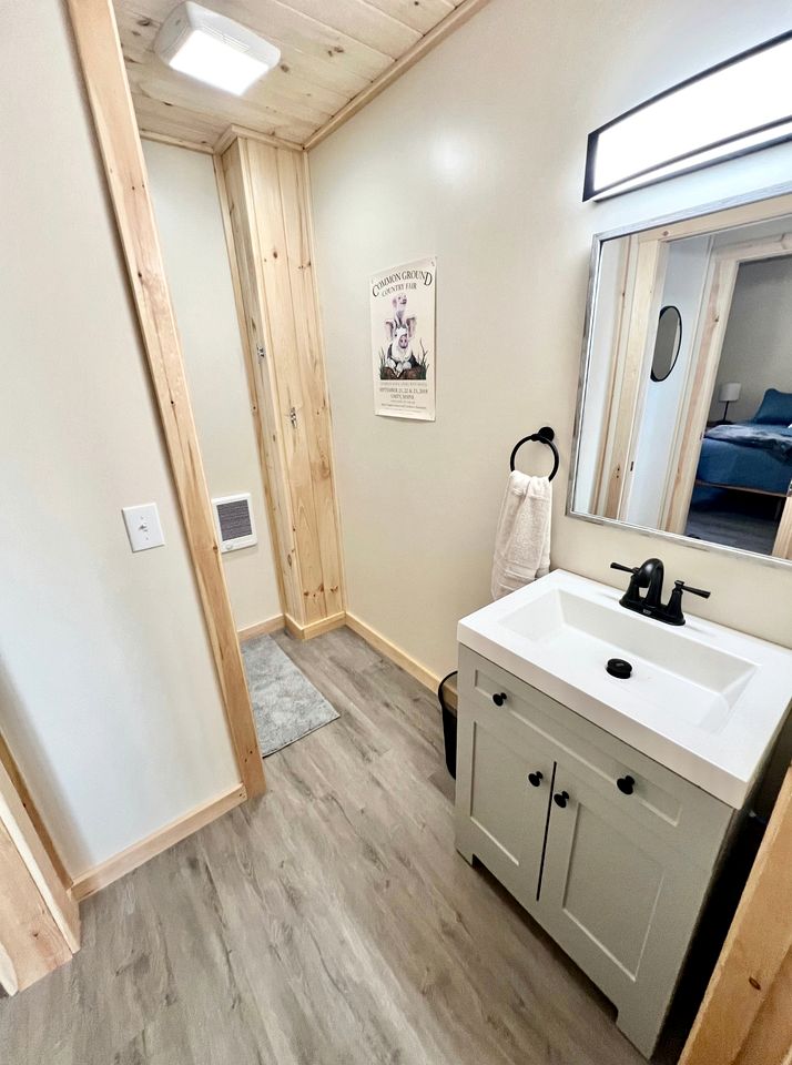 Pet-Friendly Waterfront Cabin with Beach Access, Firepit, and Kayaks in Burnham, Maine