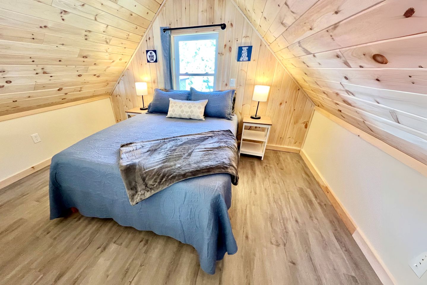 Pet-Friendly Waterfront Cabin with Beach Access, Firepit, and Kayaks in Burnham, Maine