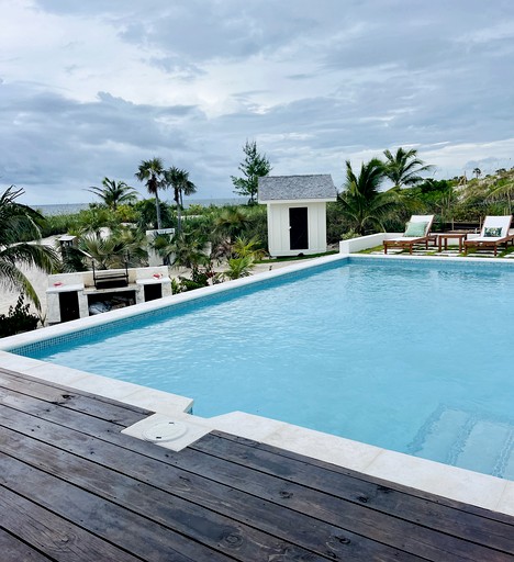 Beach Houses (Bahamas, Governor's Harbour, North Eleuthera)
