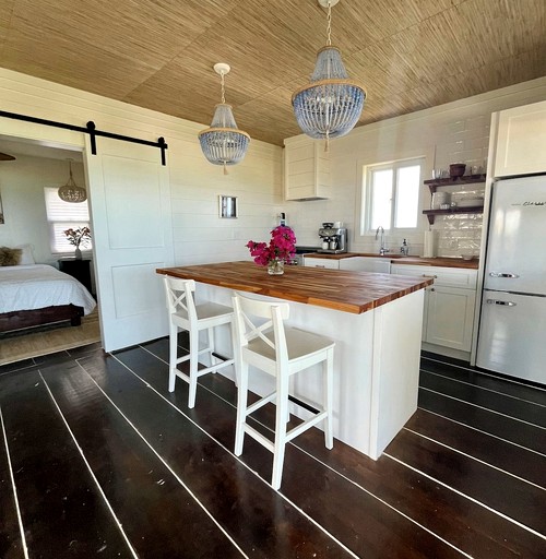 Beach Houses (Bahamas, Governor's Harbour, North Eleuthera)