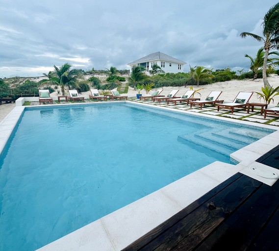 Beach Houses (Bahamas, Governor's Harbour, North Eleuthera)