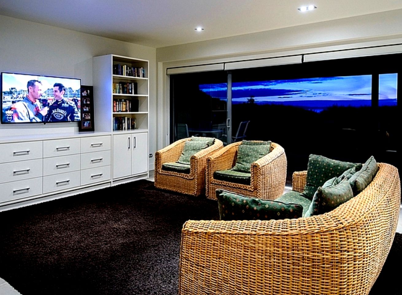 Spacious Oceanfront Villa Rental in Bay of Islands, New Zealand