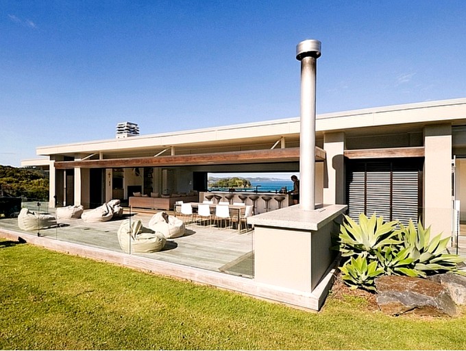 Beach Houses (Rawhiti, North Island, New Zealand)