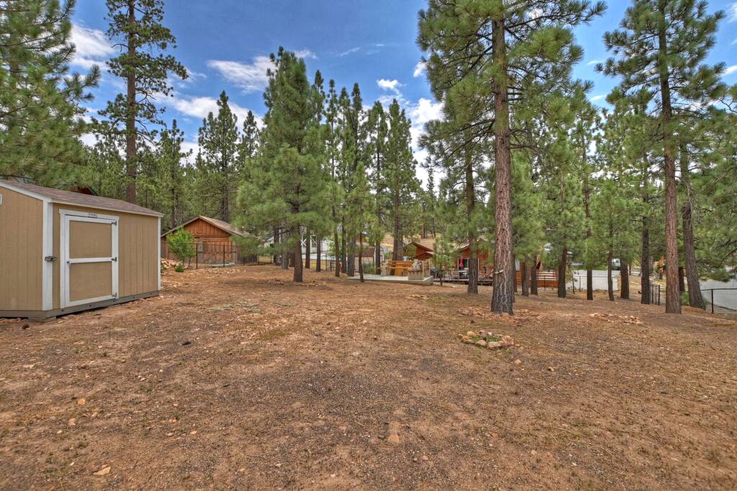 Lake Cabin with Fireplace and Barbecue Perfect for Water Sports in Big Bear Lake, California