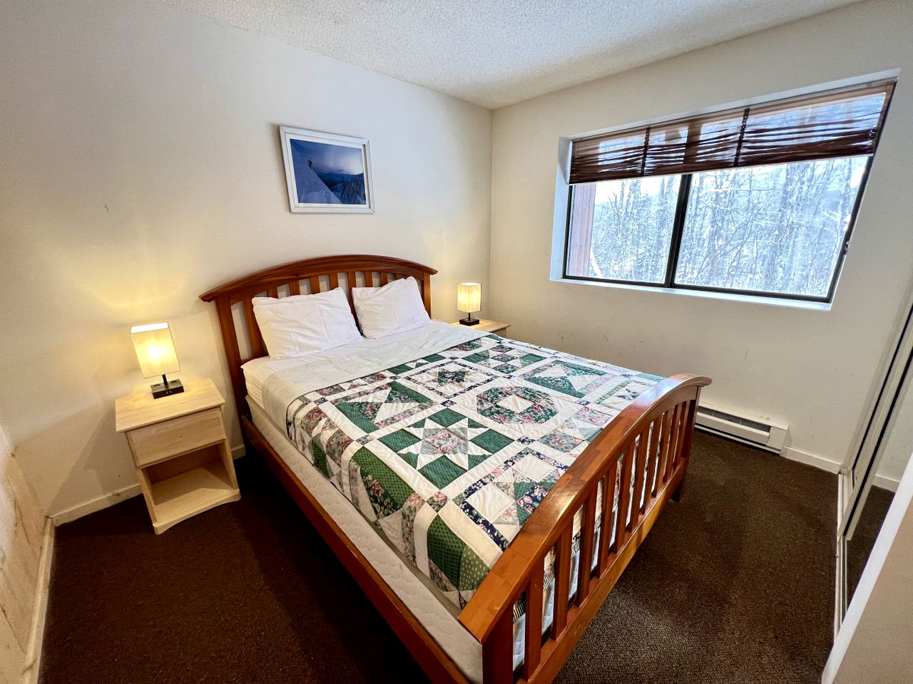 Luminous Cabin Ideal for Families or Groups in Vermont