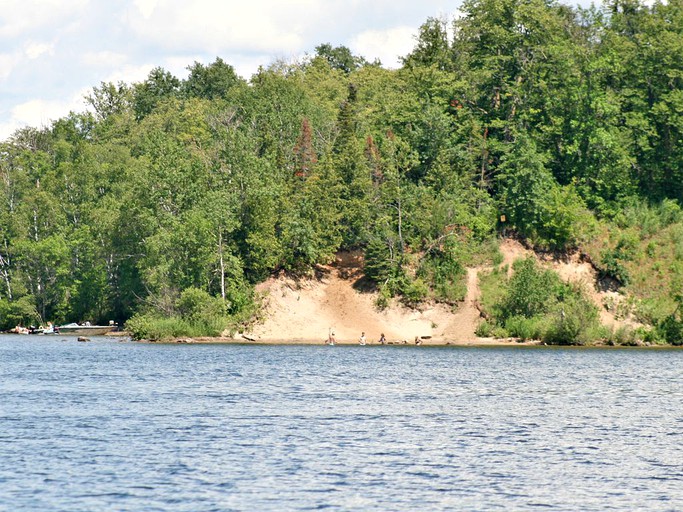 Cabins (Cohasset, Minnesota, United States)