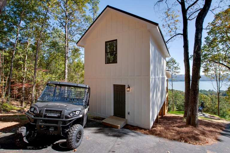 Cabins (United States of America, Scottsboro, Alabama)