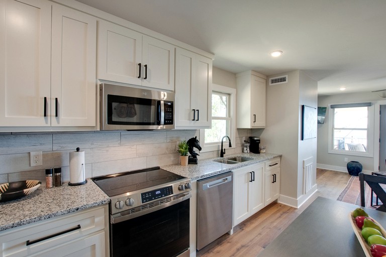 Cabins (United States of America, Scottsboro, Alabama)