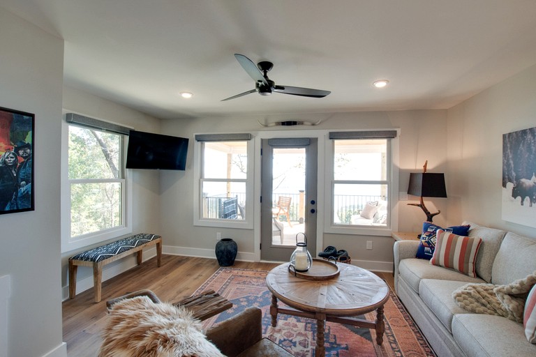 Cabins (United States of America, Scottsboro, Alabama)