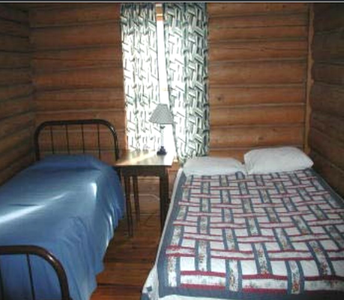 Cabin Rentals next to Moosehead Lake, Maine