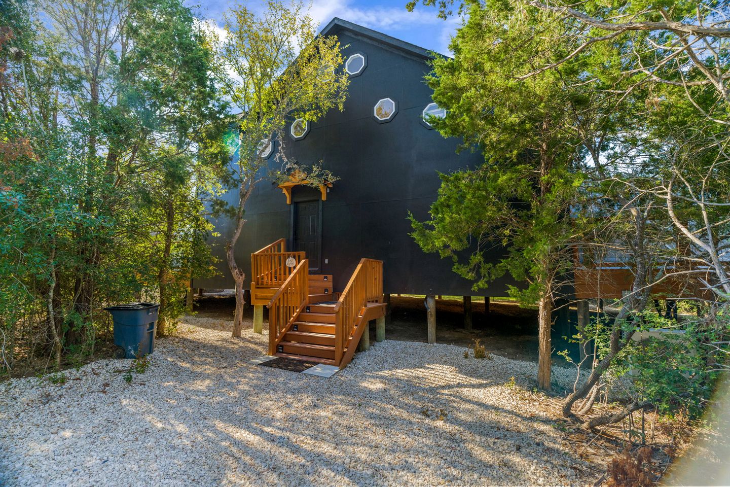 Spectacular Two Domes and Lofted Cabin Union with Breathtaking Deck and Indoors in Elgin, Texas