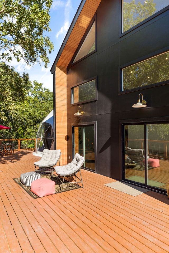 Spectacular Two Domes and Lofted Cabin Union with Breathtaking Deck and Indoors in Elgin, Texas