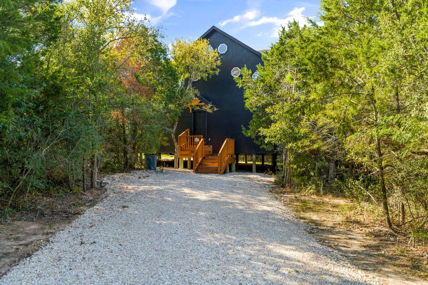 Spectacular Two Domes and Lofted Cabin Union with Breathtaking Deck and Indoors in Elgin, Texas