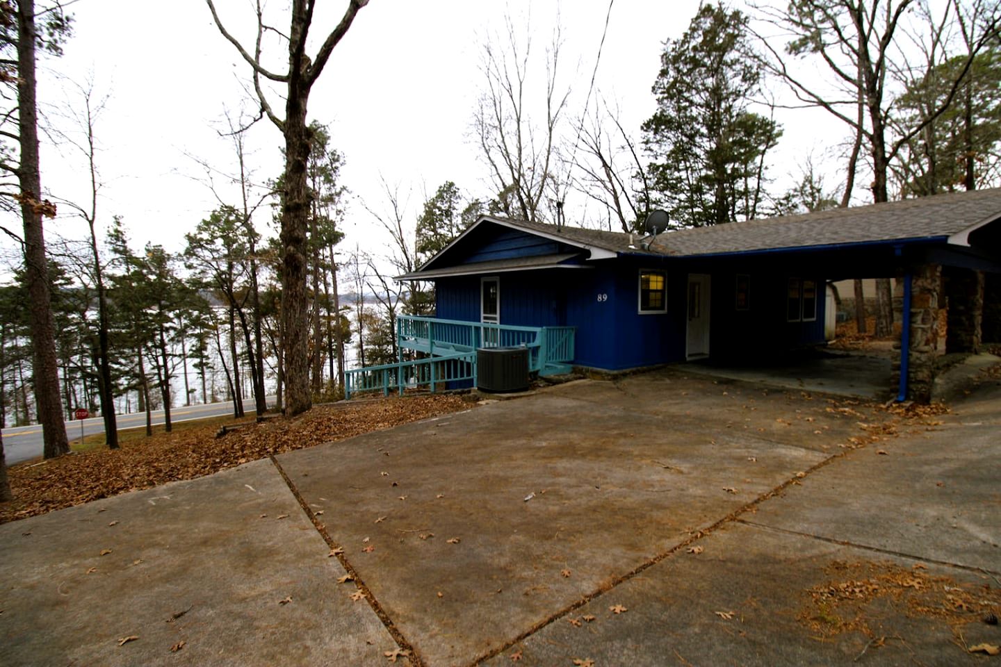 Spacious Lakeview Family Home with Boat Parking Near Marinas, Edgemont, Arkansas