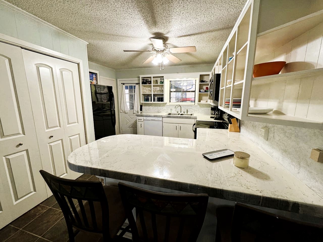 Spacious Lakeview Family Home with Boat Parking Near Marinas, Edgemont, Arkansas