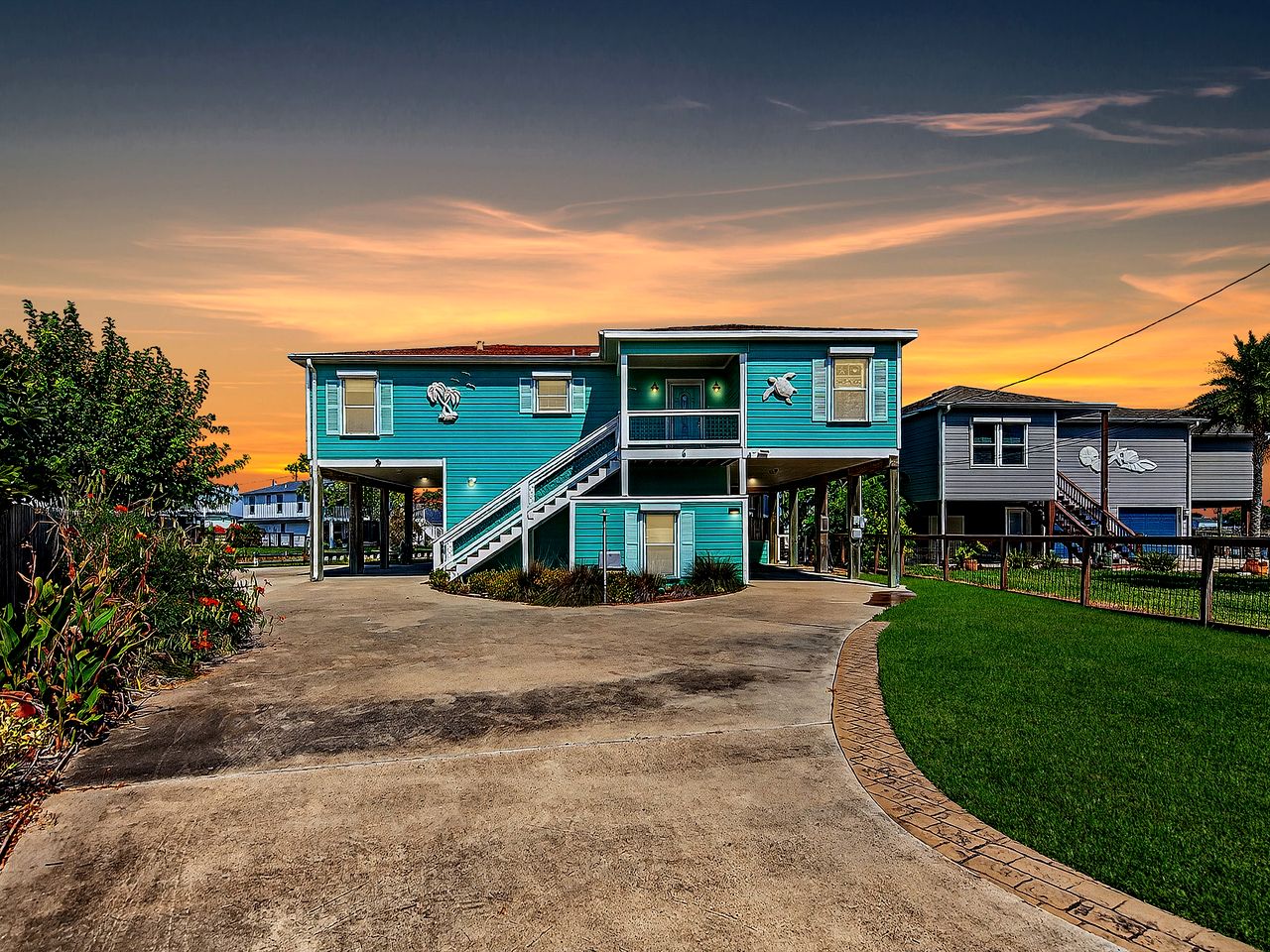Luxurious Waterfront Home with Pool, Cabana & Boat Slip near Fishing in Rockport, Texas
