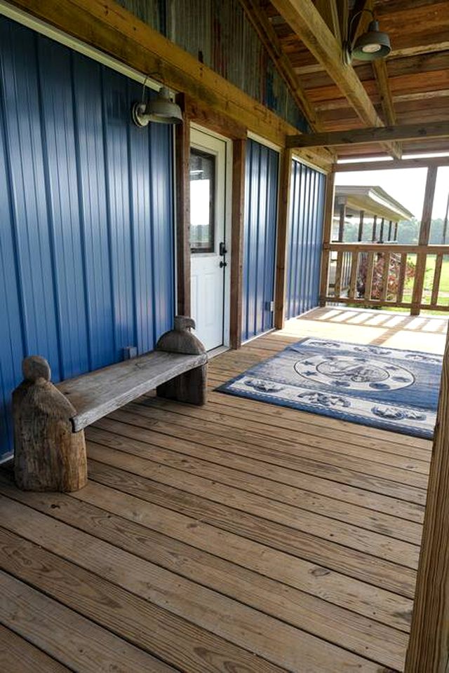Blue Skies, Green Retreat: Glamping in a Cabin near Mount Enterprise, Texas