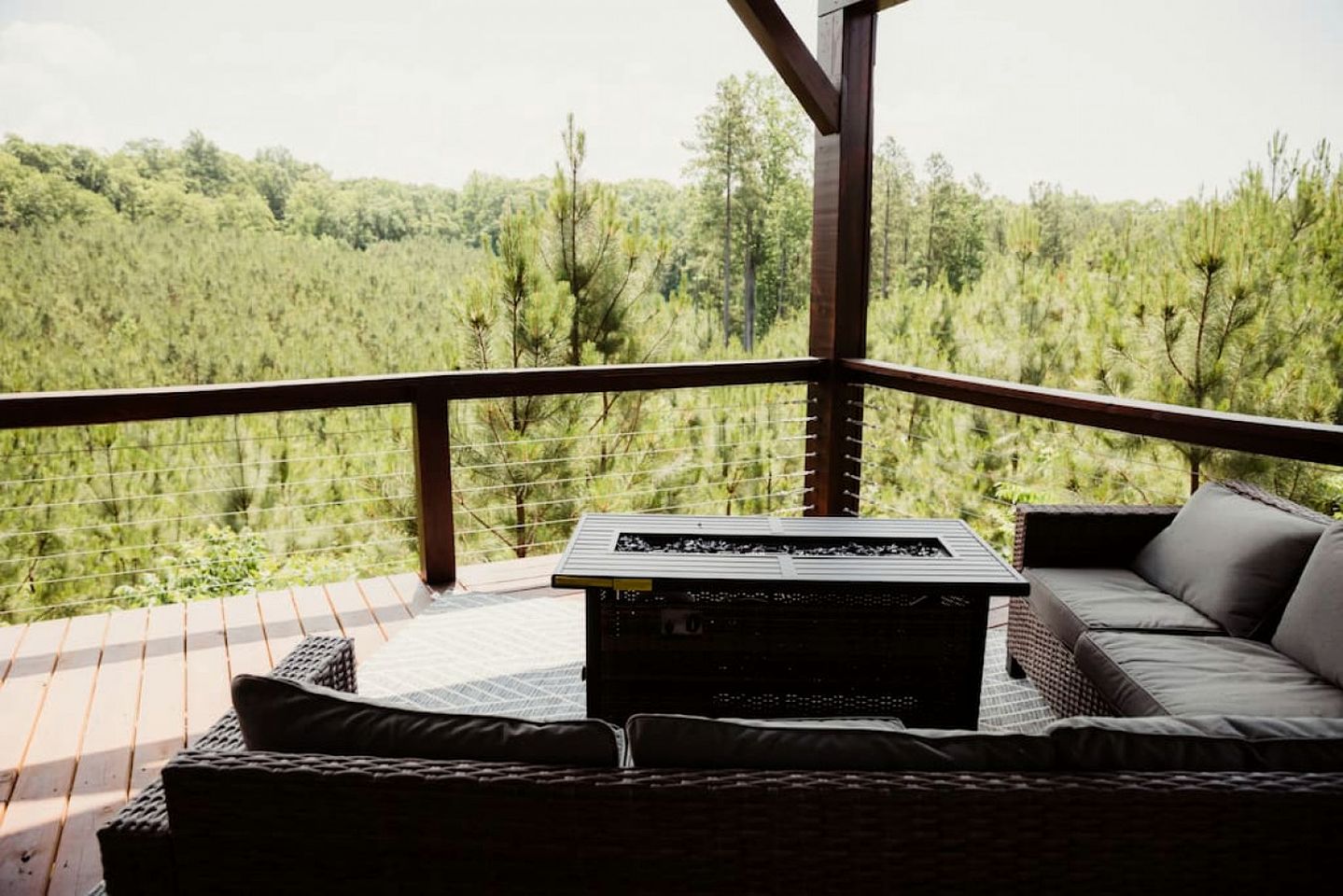 Incredible Safari Tent with Hot-tub, Fire Pit and Sauna in Cadiz, Kentucky