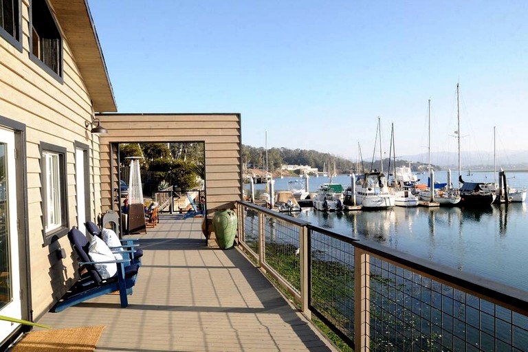 Tranquil Waterfront Escape on Morro Bay: Modern Glamping Perfect for Family Vacations in California