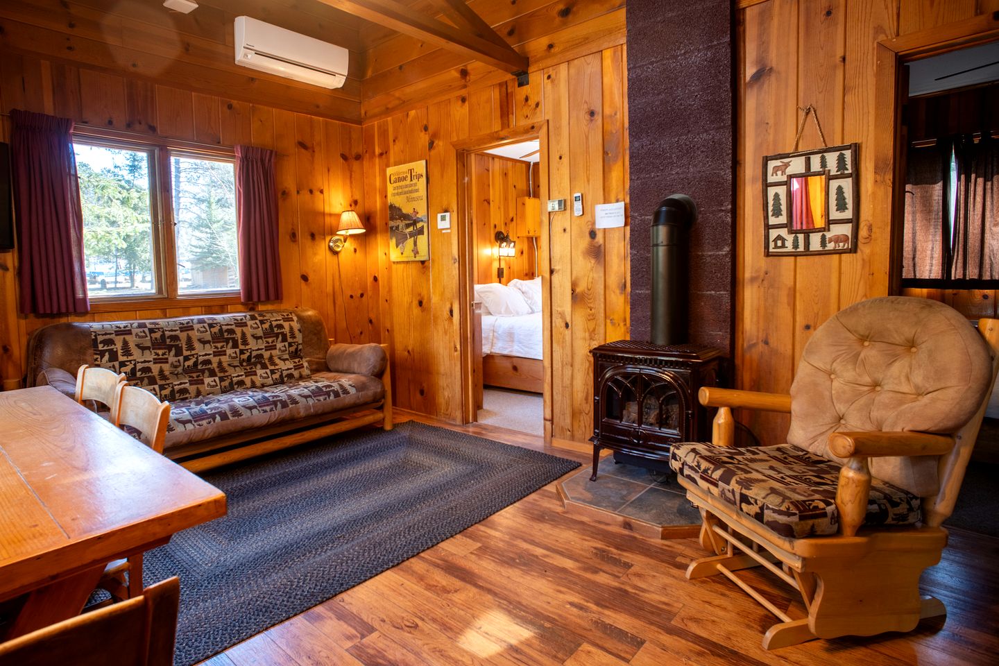 Secluded Creekside Cabin with Screened Porch Near the Marina in Babbitt, Minnesota