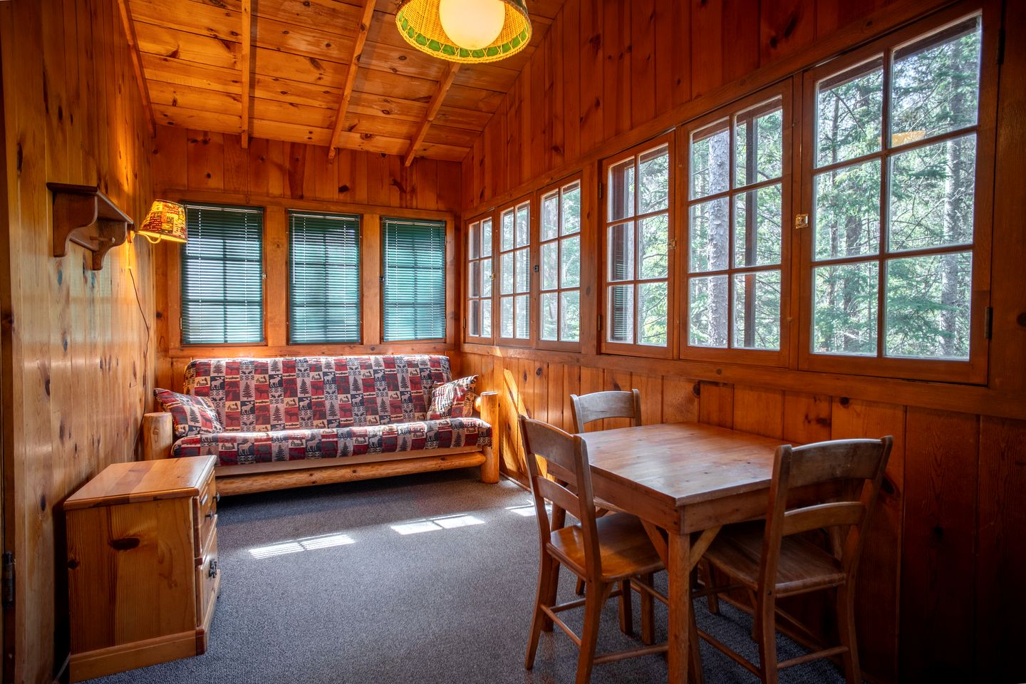 Secluded Creekside Cabin with Screened Porch Near the Marina in Babbitt, Minnesota