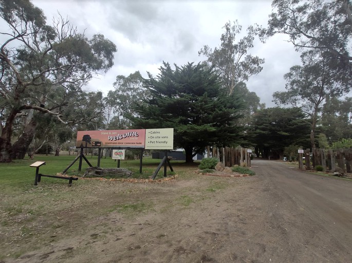 Vacation Rentals (Australia, Dadswells Bridge, --)