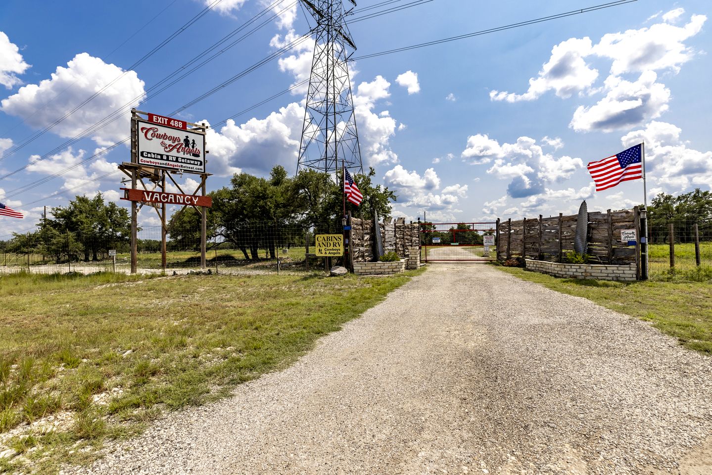 Rustic-Modern Ranch Retreat with Fire Pit & Nature Views in Mountain Home, Texas